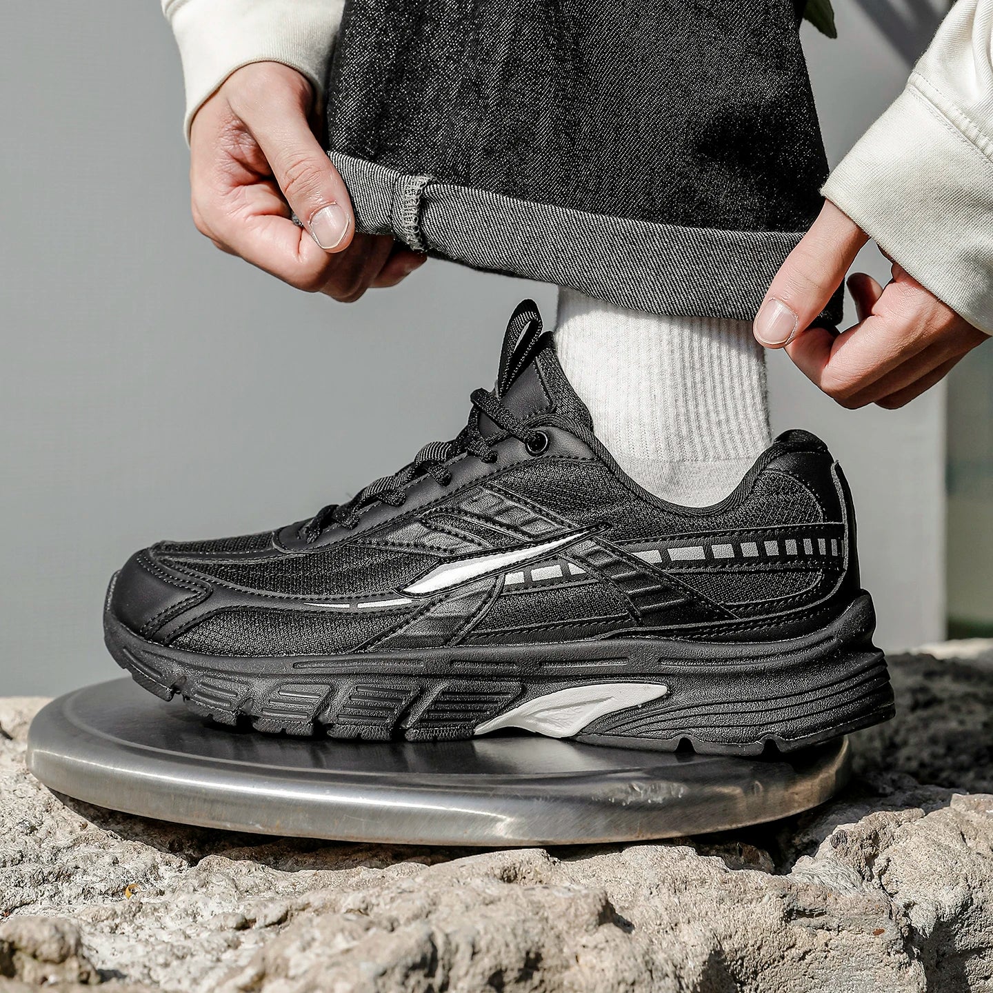 Modern Cushioned Running Trainers